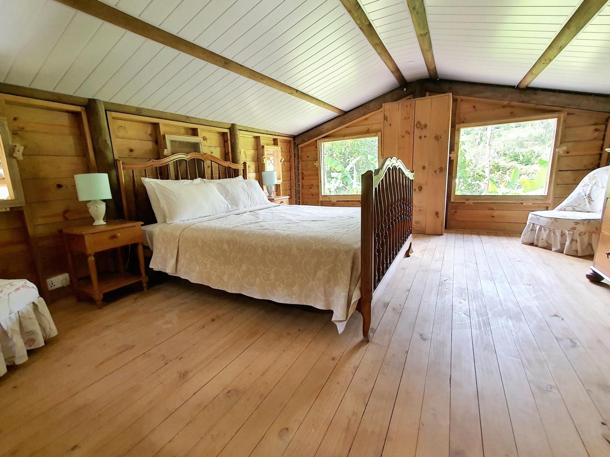 Le Chalet, La Petite Ferme Vieux Grand Port Exterior photo
